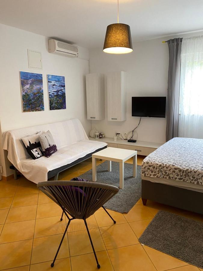 Apartment Lara Rab Town Eksteriør bilde