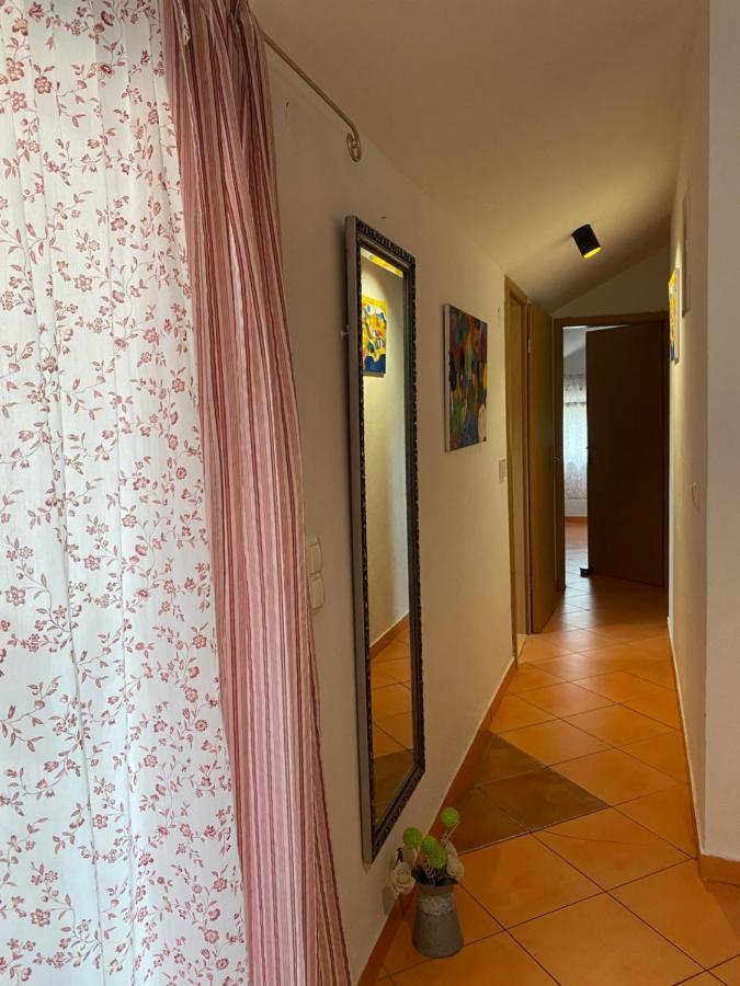 Apartment Lara Rab Town Eksteriør bilde